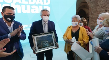 Fernández lanzó el programa Conectar Igualdad en Ushuaia