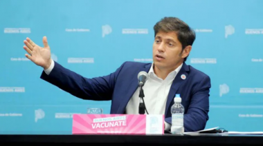 Kicillof remarcó la importancia de la vacunación para la recuperación económica