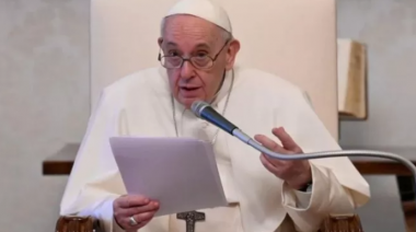 Amenazaron al Papa Francisco con una carta con tres balas