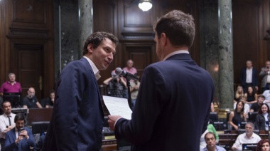 Yamil Santoro asumió en la legislatura porteña
