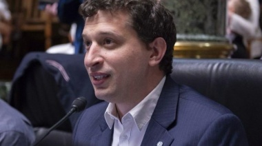 Yamil Santoro presentó un proyecto de ley para priorizar atención de salud a residentes de la Ciudad de Buenos Aires
