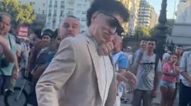 Denunciaron al hombre que atacó a un joven militante de La Libertad Avana en el Congreso