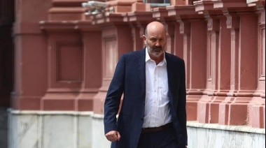 Sturzenegger emitió una resolución para iniciar jubilaciones masivas en el Estado