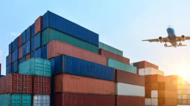 El intercambio comercial argentino aumentó 30,2% interanual en diciembre, según el Indec
