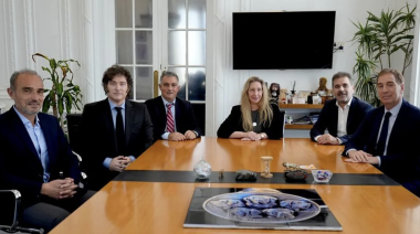 Milei cenó con diputados aliados para garantizar los vetos a las leyes de jubilados y discapacidad