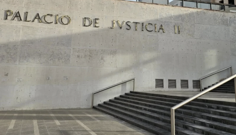 Cuestionan el sobreseimiento a un imputado por soborno que se fugó hasta que la causa prescribió