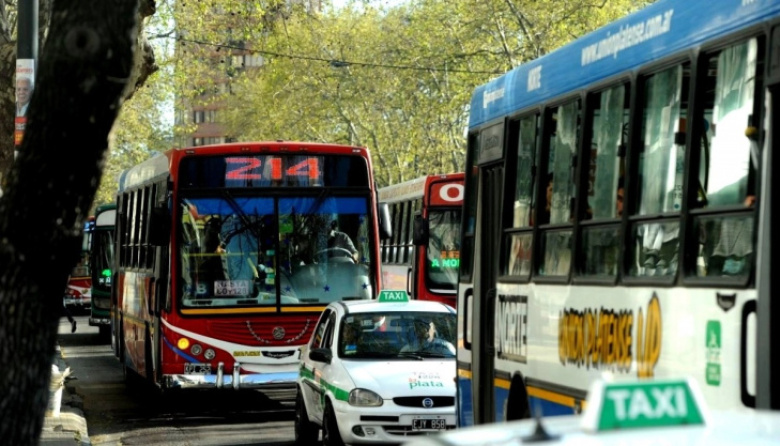 La Provincia creó un régimen de compensación para sostener el transporte en La Plata y el AMBA