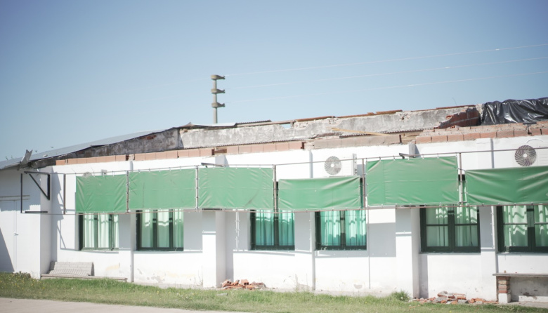 Recoulat recorrió la Escuela 17 de 30 de Agosto y avanzan gestiones para su reparación tras el temporal