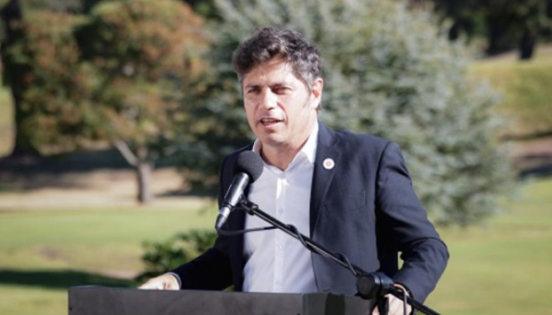 Kicillof atribuyó la caída del turismo a la política nacional y anunció obras durante una visita a San Pedro