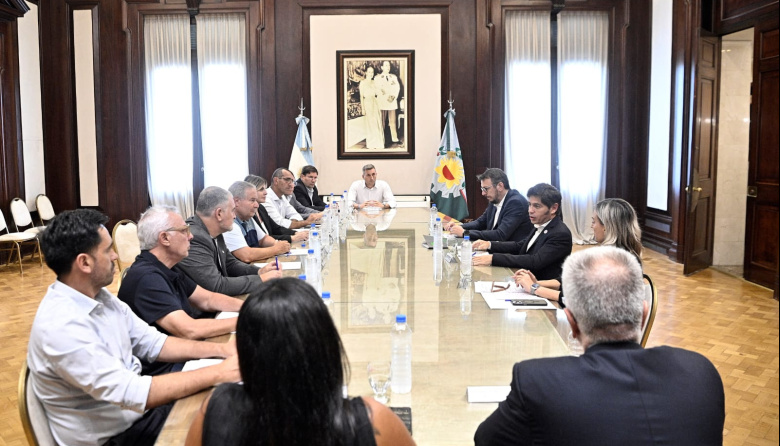 Blanstein firmó convenios de leasing con Kicillof y Las Flores incorporará nuevo equipamiento