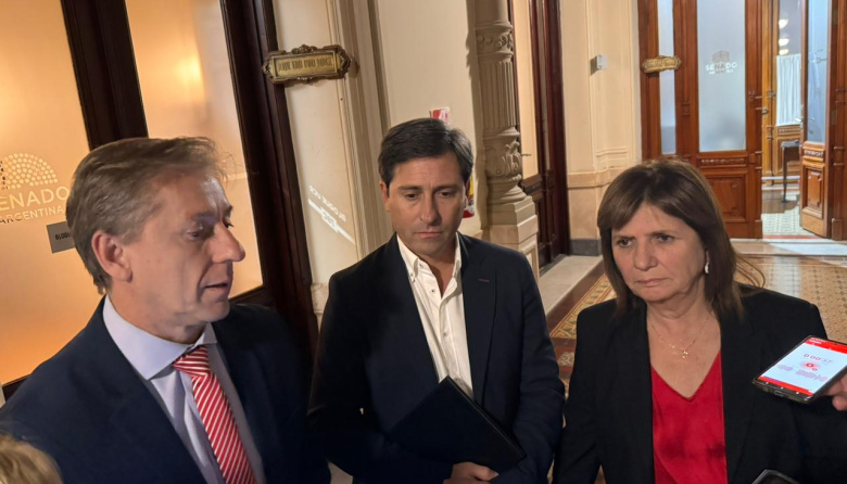 El "factor social" condiciona la agenda oficial: fuerte rechazo a la reforma laboral en las mediciones de marzo