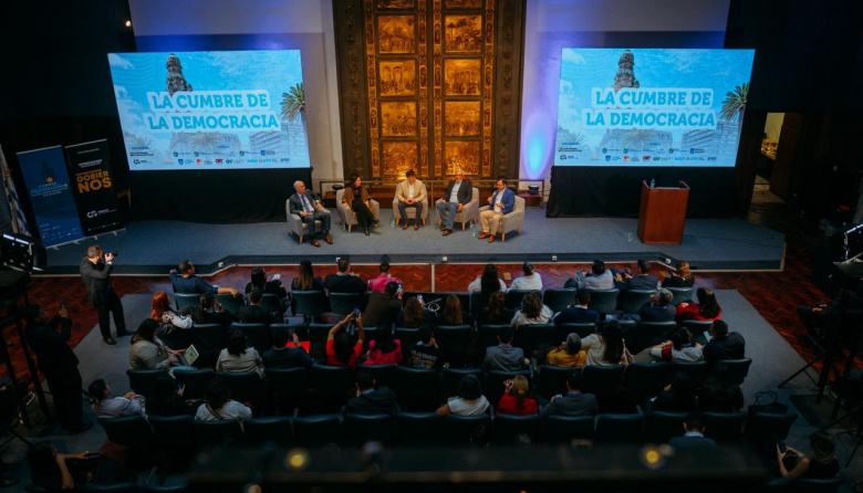 Uruguay se consolidó como referente regional tras el cierre de la XXIV Cumbre Mundial de Comunicación Política