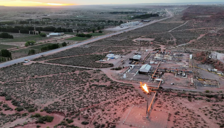 Los ingresos de energía y minería igualaron al agro en el primer cuatrimestre