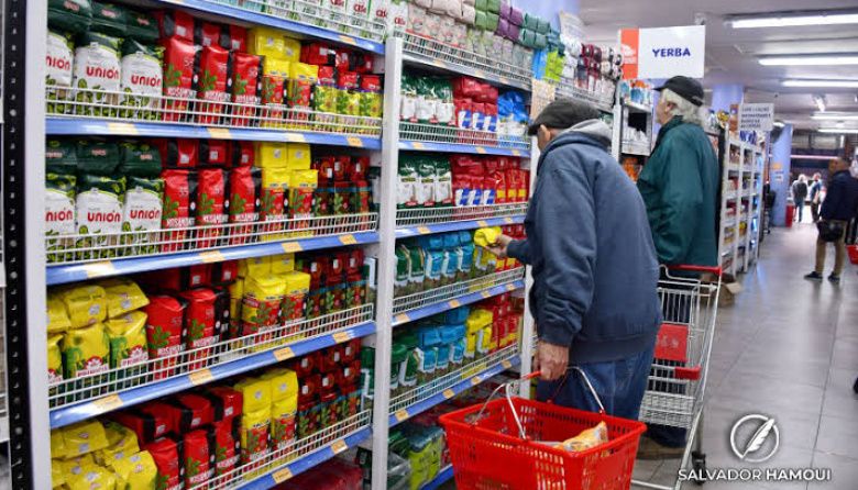 La inflación mayorista se desaceleró al 2,5% en mayo pero continuó por encima del índice minorista