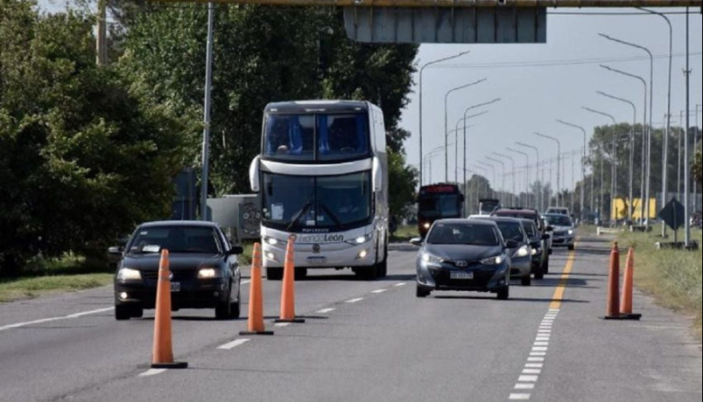 Restringen la circulación de camiones durante el fin de semana largo