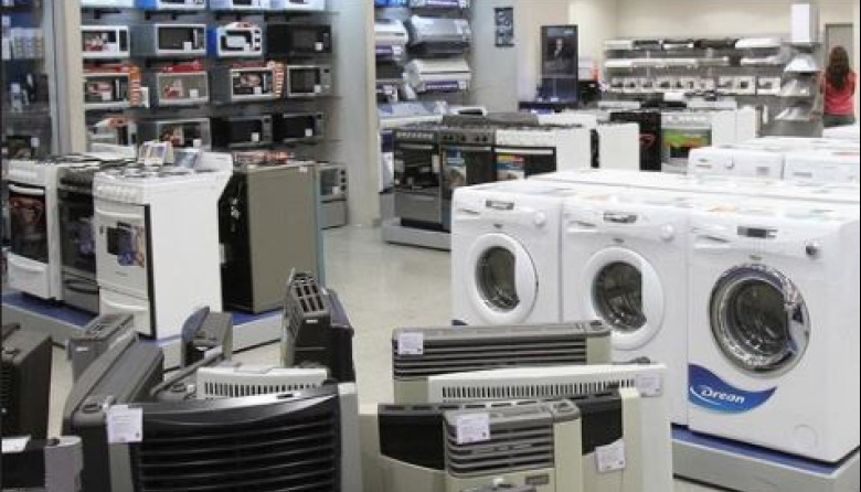 Los electrodomésticos caen un 3% en el año, pero repuntan categorías clave por el Mundial