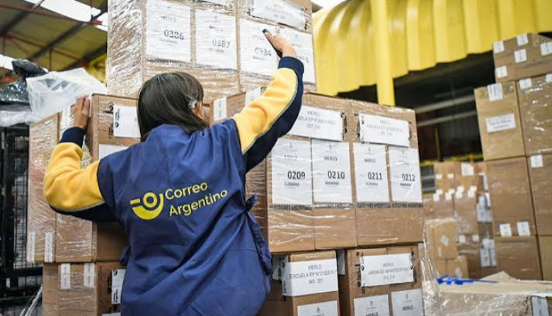 Modifican el régimen de envíos postales y cambian las compras en el exterior