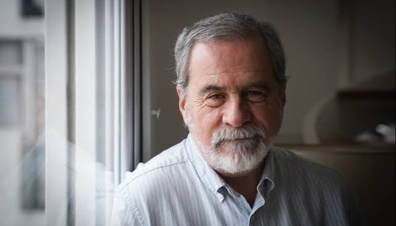 Los Generales en sus laberintos por Carlos Fara
