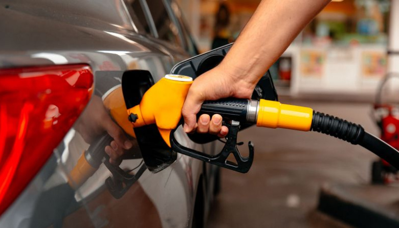 El consumo de combustibles registró una caída del 1,34% en el primer semestre del año