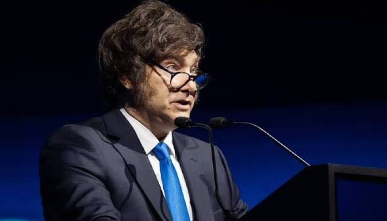 Fuerte rechazo de la oposición al DNU contra los extranjeros que ofendan a la Argentina