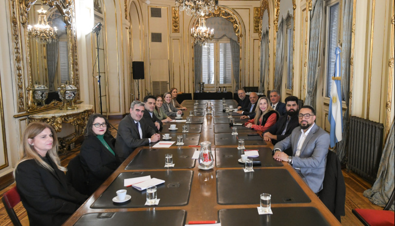 Karina Milei reunió a los legisladores bonaerenses de LLA y ordenó la estrategia para disputar la Provincia en 2027