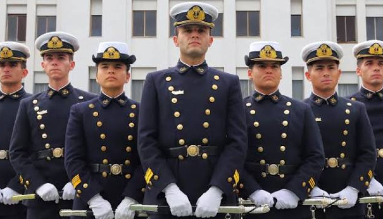 Denunciaron esquema de corrupción con la liquidación de sueldos en la Armada