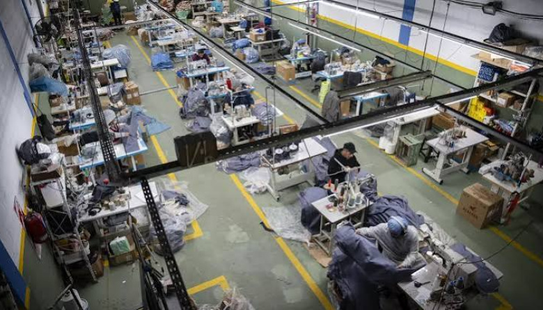 La actividad textil acumuló un retroceso del 22,6% en 2026 y destruyó más de 28.000 empleos desde 2023
