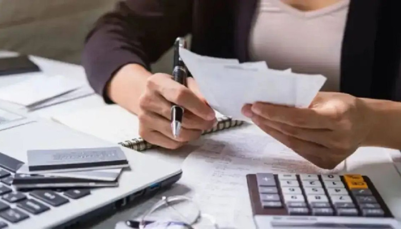 El Banco Central registró una leve baja en la morosidad familiar y una suba en la de empresas