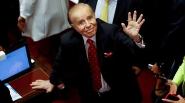 Carlos Menem recibió el alta luego de dos semanas internado