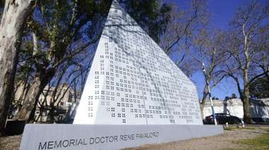 La Municipalidad de La Plata puso en valor el Memorial en honor al Doctor René Favaloro
