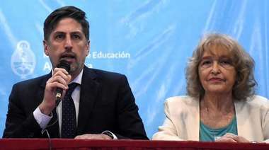 Tras diferencias con Trotta, renunció la viceministra de Educación, Adriana Puiggrós
