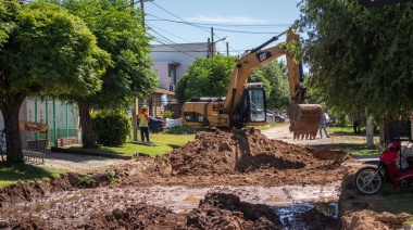 Campana: Abella supervisó el comienzo de la última etapa de pavimentación