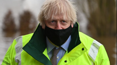 Boris Johnson alertó que la cepa británica sería más letal además de más contagiosa