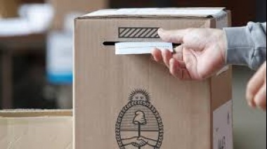 El presidente derogó tres decretos que habilitaban el voto postal anticipado