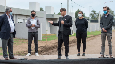 Kicillof entregó viviendas en Trenque Lauquen