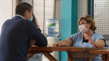 Cardozo visitó el Colegio que prepara su 50° aniversario