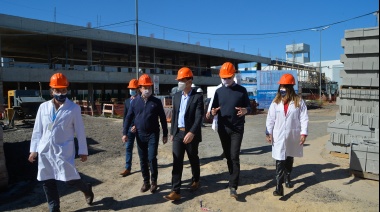 Watson y Gollan recorrieron obras en el Hospital “El Cruce”