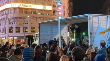 Con discurso opositor, finalizó la marcha del 25 de mayo