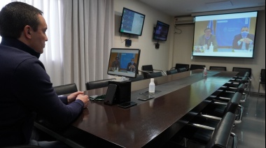 Watson junto a Moroni y Malec reunidos por la situación del trabajo en el distrito