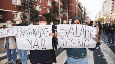 Los trabajadores de la salud convocaron un paro nacional