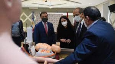 Instalan nuevos desfibriladores en centros de atención 