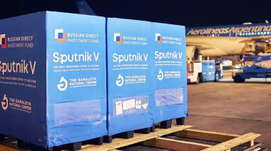 Llegan 400 mil segundas dosis de Sputnik V y 200 mil de AstraZeneca