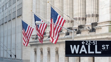 Wall Street profundiza la baja por nueva expansión del coronavirus y contracción de la demanda