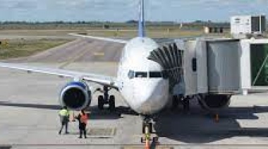 Un avión sanitario no puede aterrizar en el aeropuerto de Bahía Blanca por falta de balizamiento