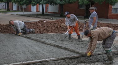 El Municipio sigue adelante con la reparación de la calle Castelli