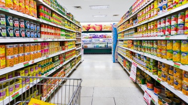 Azul, en "pie de guerra" por los domingos y los supermercados