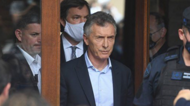 Procesan y embargan a Mauricio Macri por espionaje ilegal a familiares del ARA San Juan