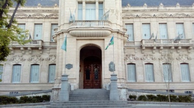 Los trabajadores municipales bahienses acordaron un aumento salarial del 46,3%