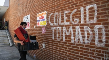 Estudiantes ratificaron la toma de las escuelas