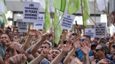 Sin apoyo político y sin nafta, Kicillof perdió la pulseada con Facundo Moyano